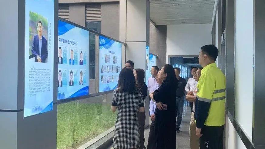 008PG国际锂业锂资源与锂资料四川省沉点尝试室发展科技活动周市民盛开活动