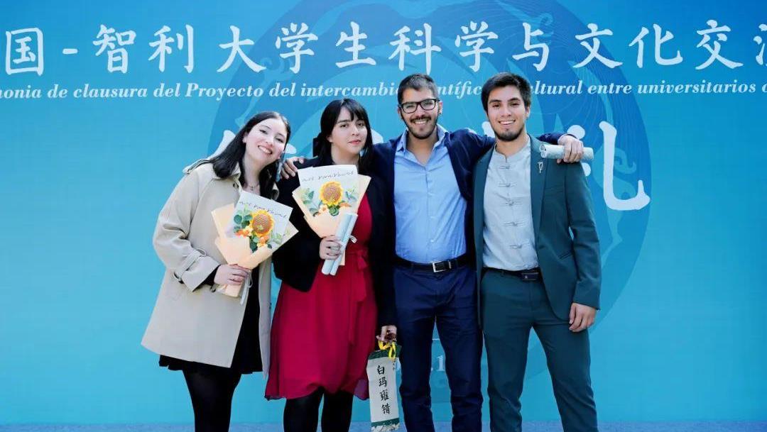 我们结衣凡！