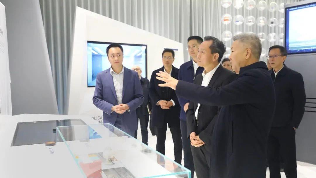遂宁市委书记李江一行到访008PG国际锂业调查调研