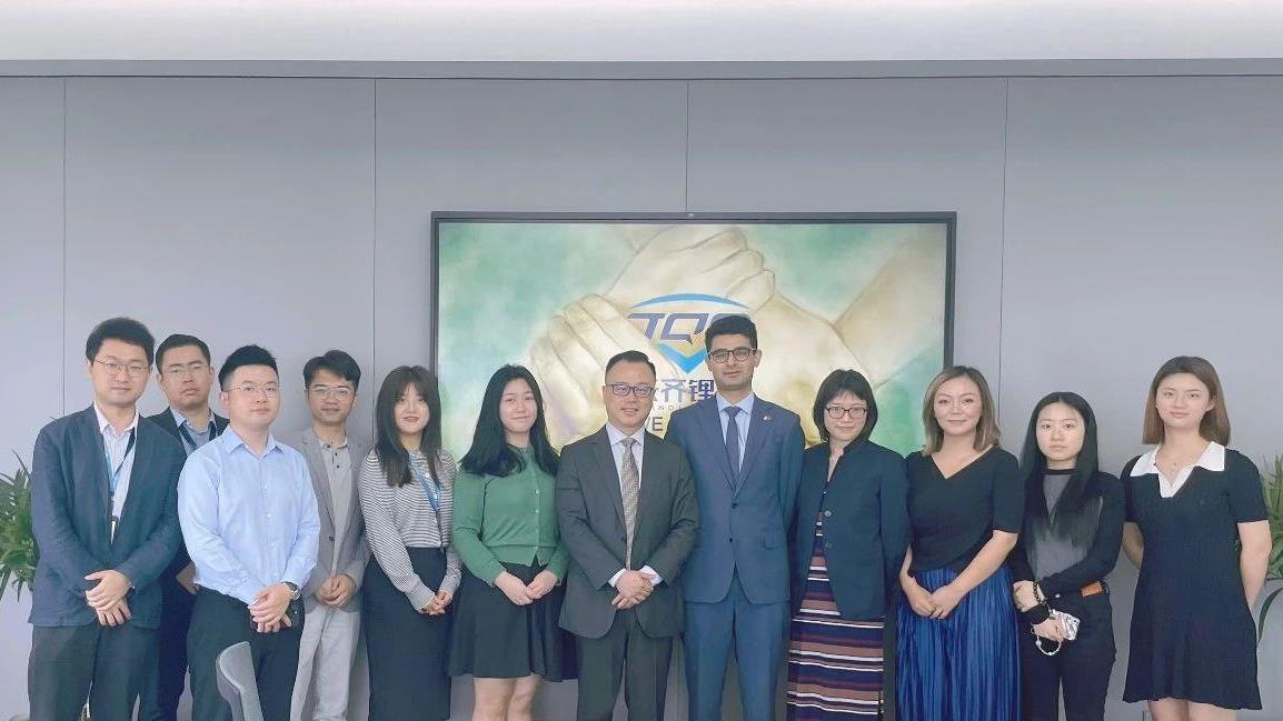 英国驻沉庆总领事馆及中国英国商会西南办公室一行到访008PG国际锂业